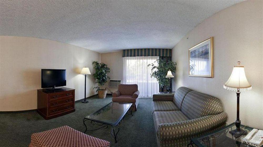 Fairfield Inn & Suites By Marriott Los Angeles Rosemead Bagian luar foto
